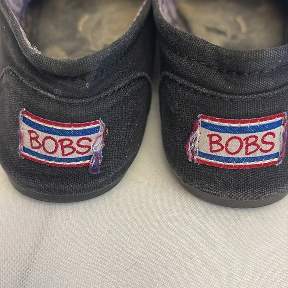 Bob’s from Skechers slip on shoes arch pillow memory foam canvas black Size 7